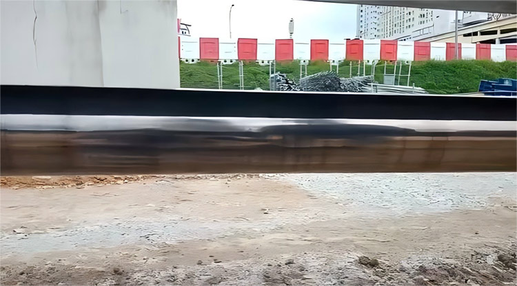 Analiza przyczyn przebarwienia pręta tłokowego hydraulicznego